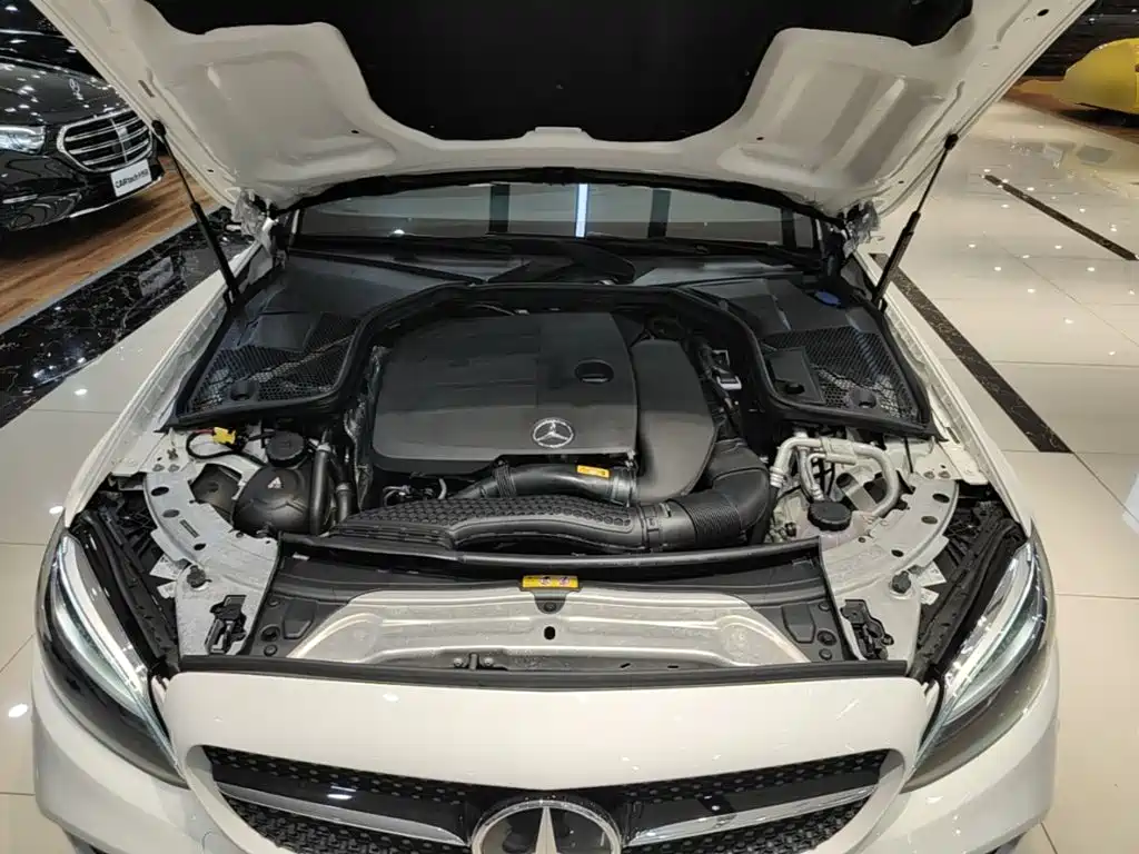 Mercedes-Benz C-Class (Import) — миниатюра 20