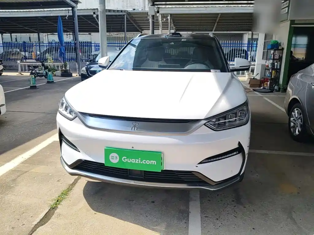 BYD PLUS New Energy — миниатюра 3