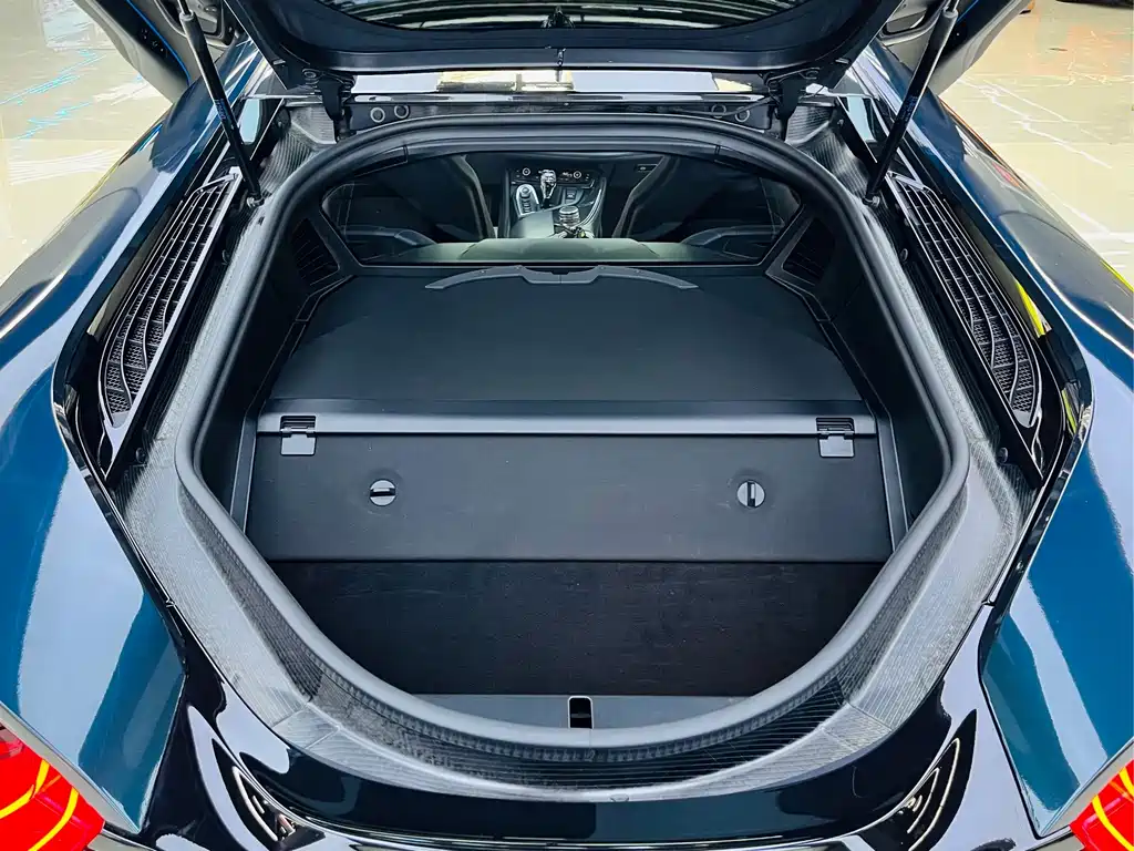 BMW i8 — миниатюра 21