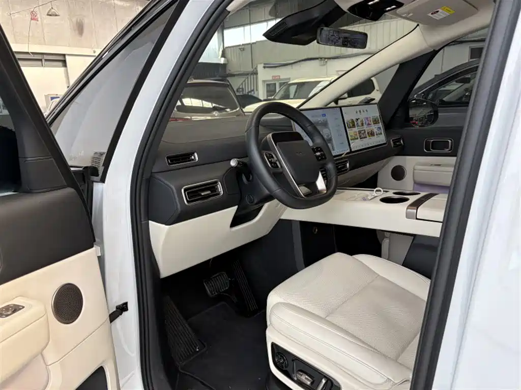 Li Auto Li MEGA — миниатюра 5