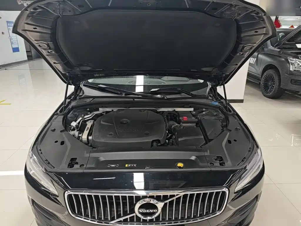 Volvo S90 — миниатюра 20