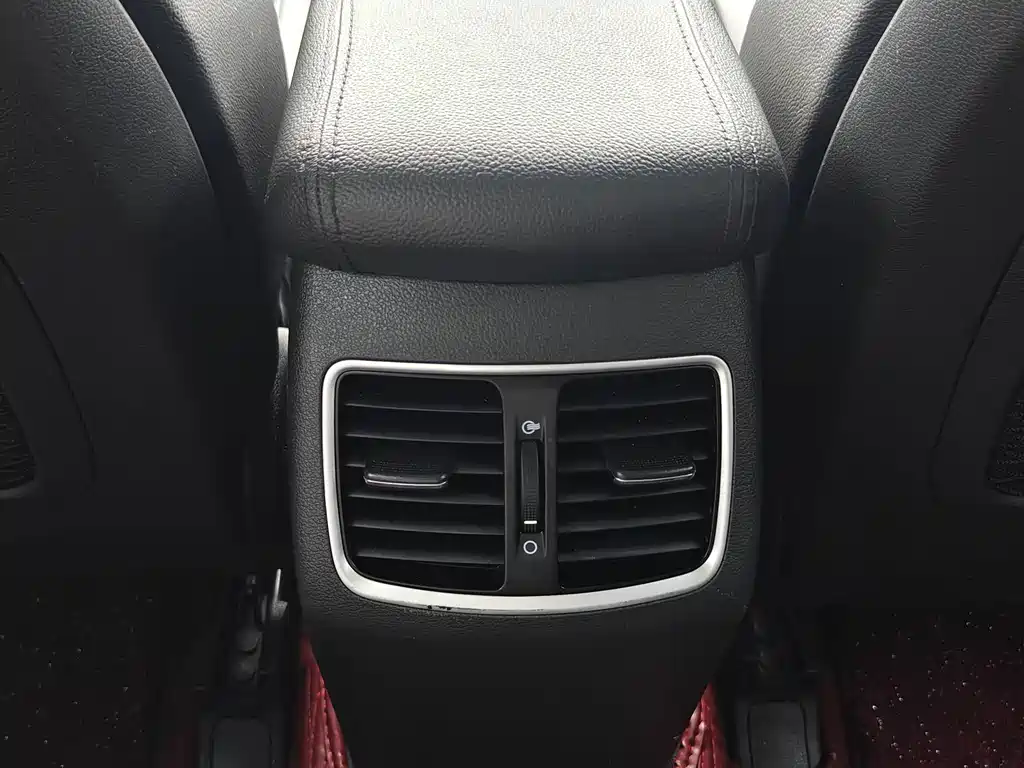 Hyundai Tucson — миниатюра 15