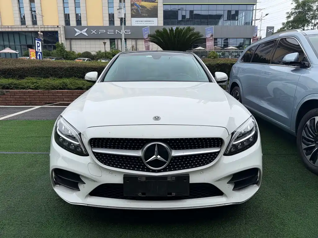 Mercedes-Benz C-Class — миниатюра 2