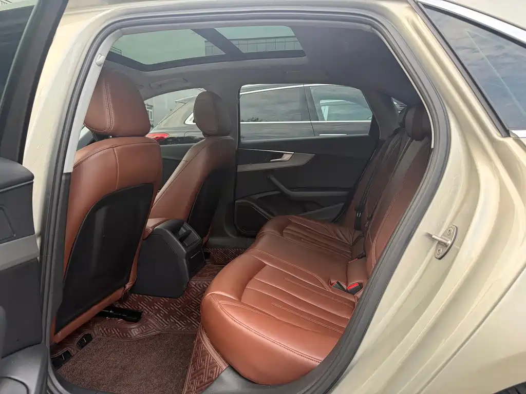 Audi A4L — миниатюра 21