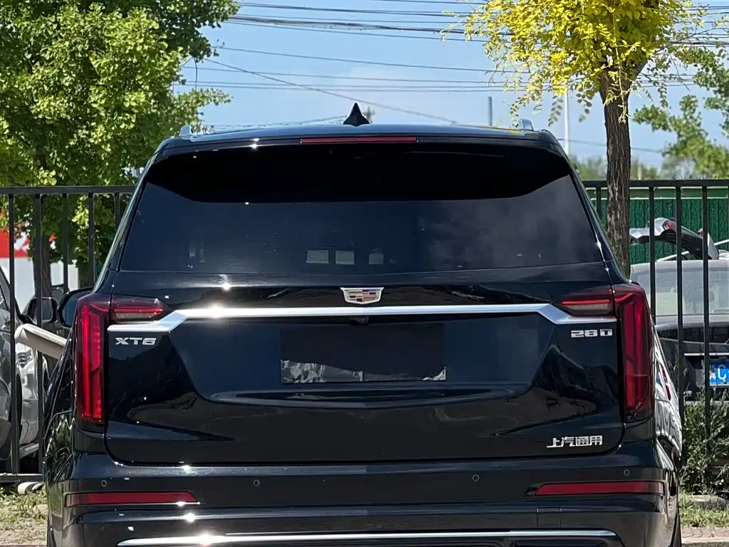 Cadillac XT6 2021 2.0T мест Luxury