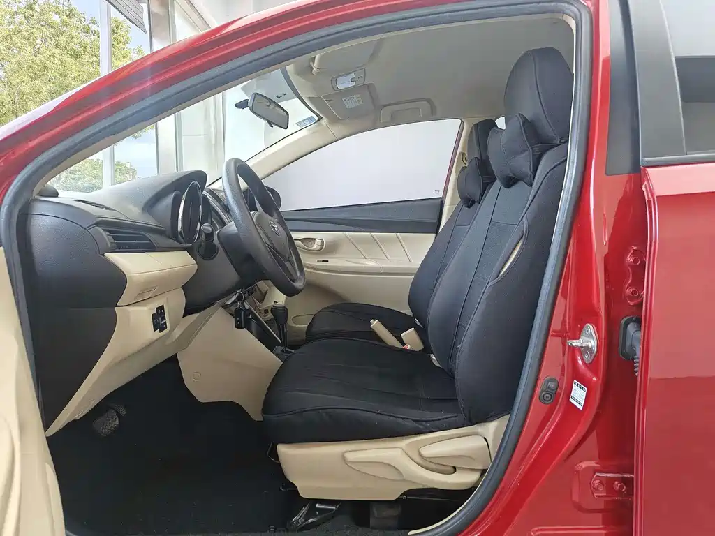 Toyota Vios — миниатюра 8