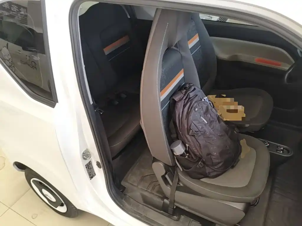 Wuling MINIEV — миниатюра 25