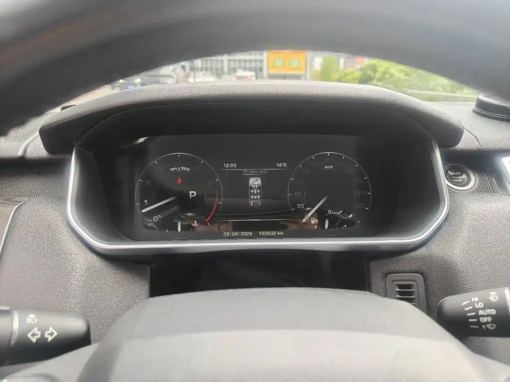 Land Rover Sport — миниатюра 7