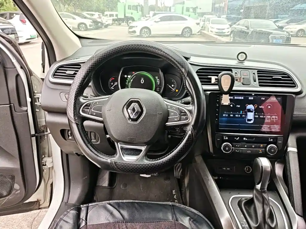 Renault Kadjar — миниатюра 11