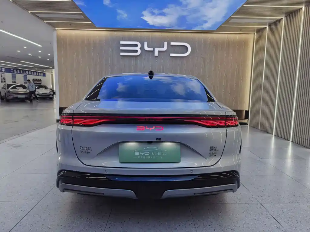 BYD Han L — миниатюра 16