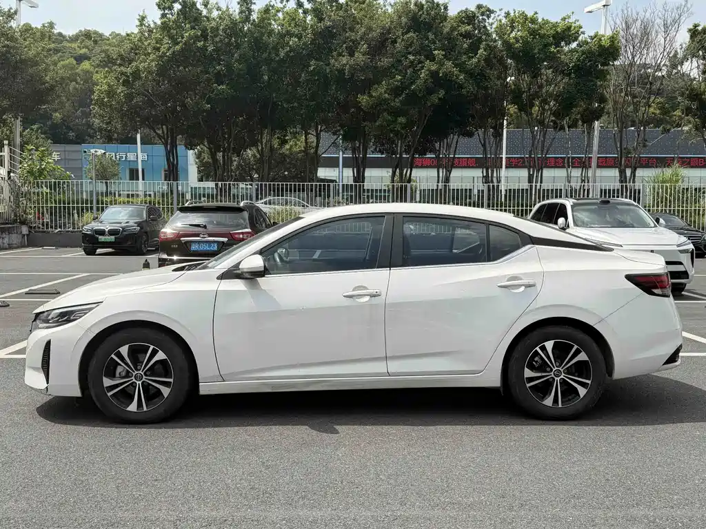Nissan Sylphy — миниатюра 4