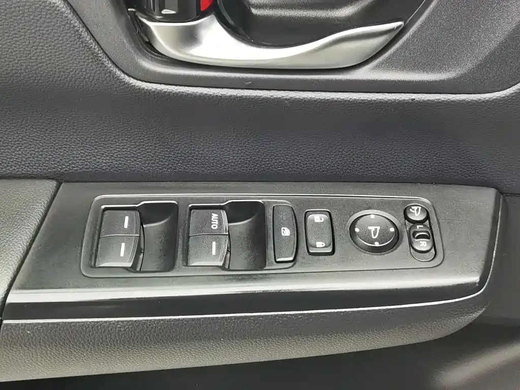 Honda CR-V — миниатюра 9