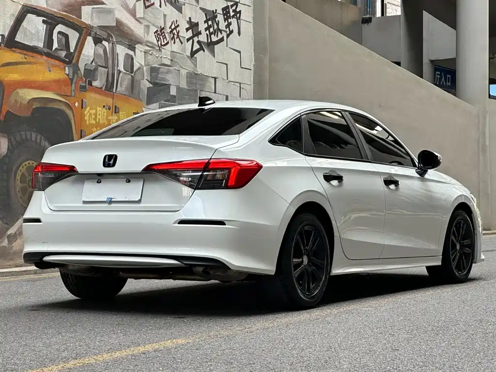 Honda Civic — миниатюра 5