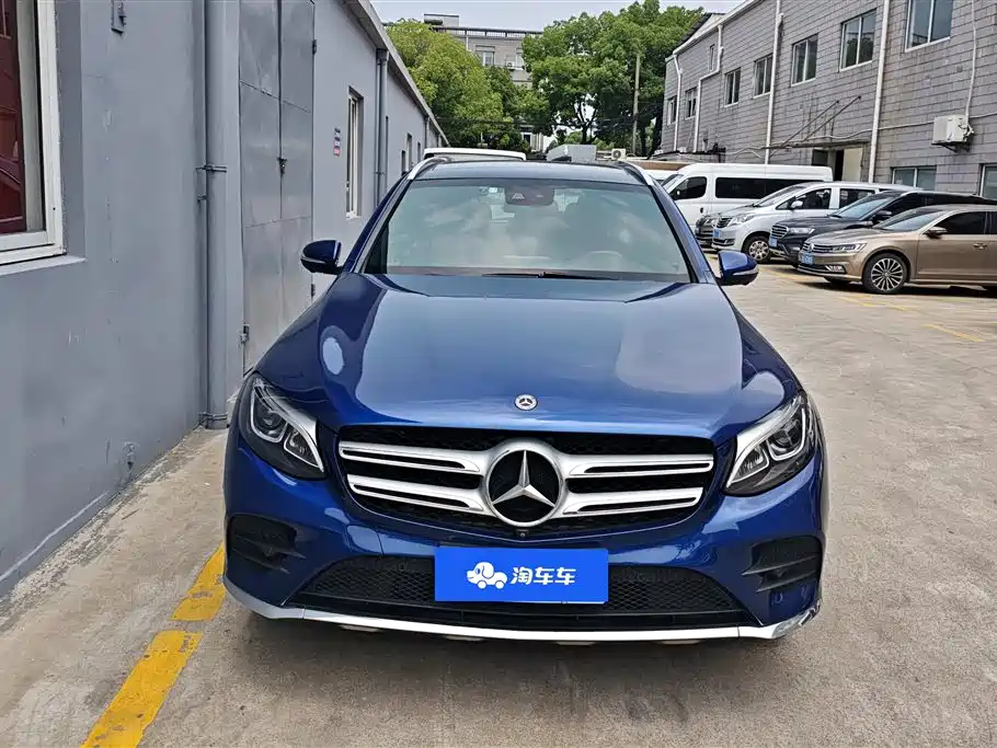 Mercedes-Benz GLC 2018 GLC 260 4MATIC Luxury