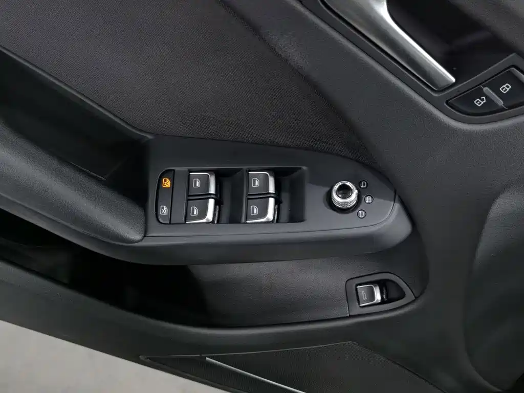 Audi A4L — миниатюра 9