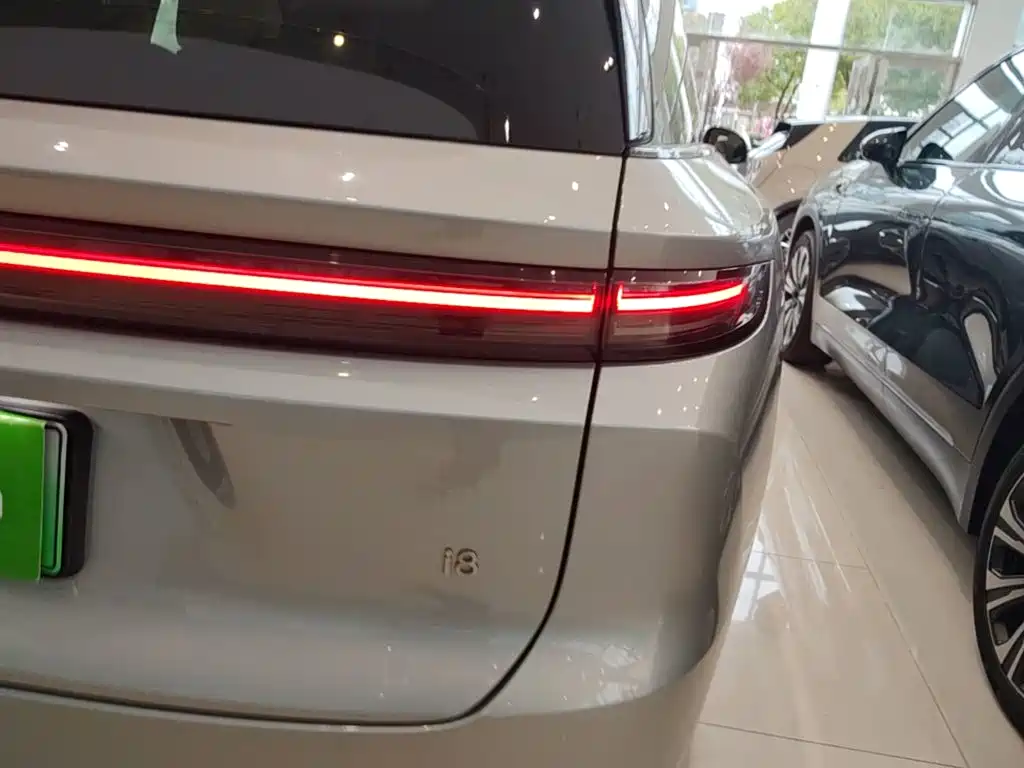 Li Auto Li i8 — миниатюра 24
