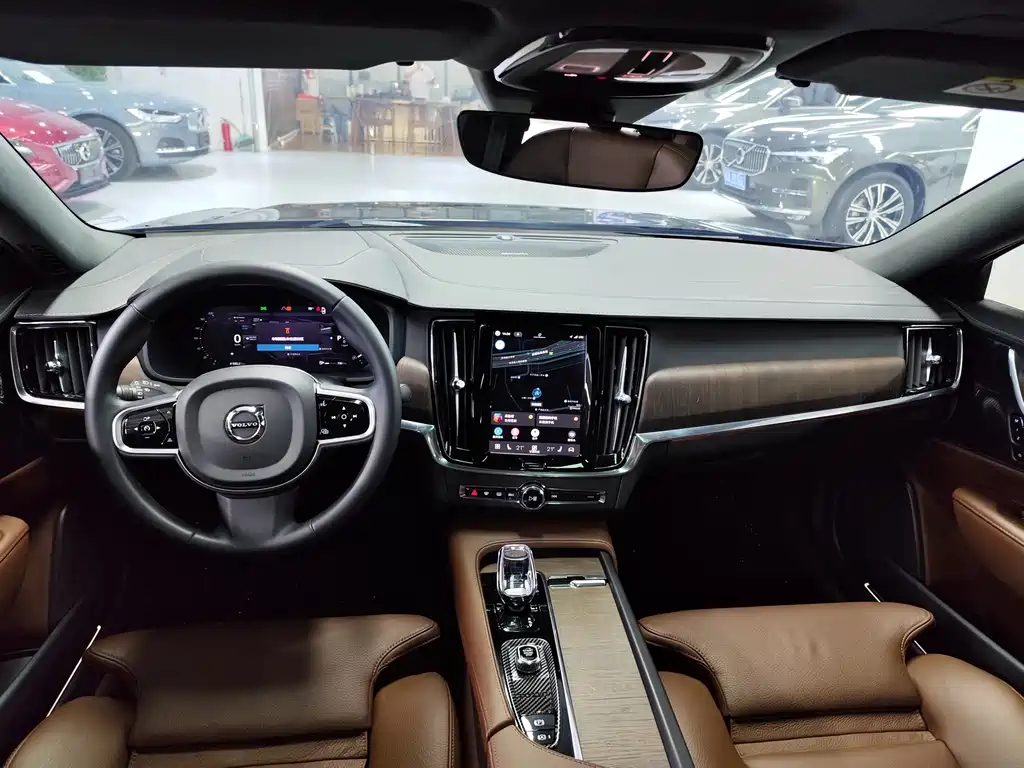 Volvo S90 — миниатюра 3