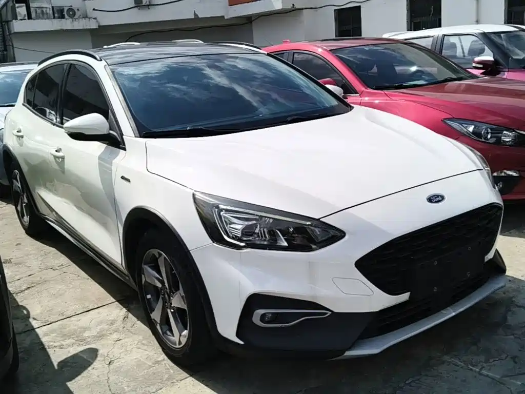 Ford Focus Active — миниатюра 4