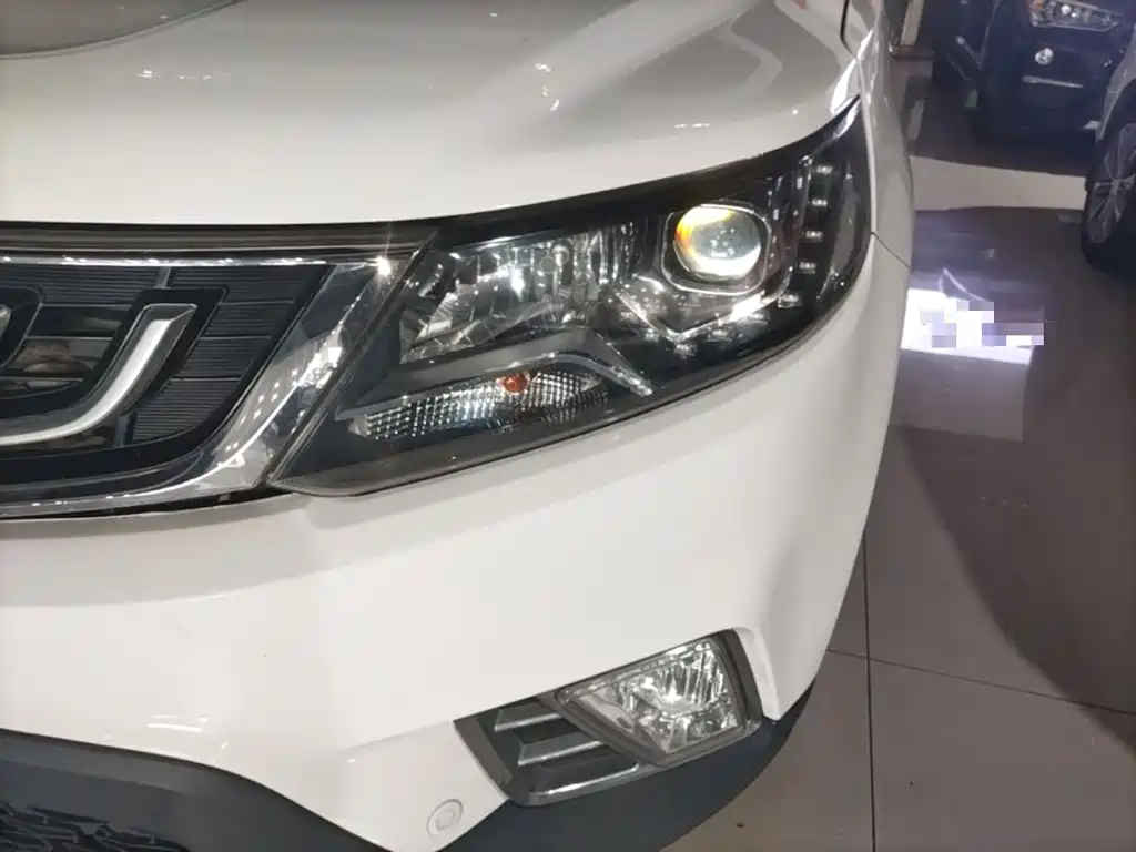 Geely Vision X6 — миниатюра 24