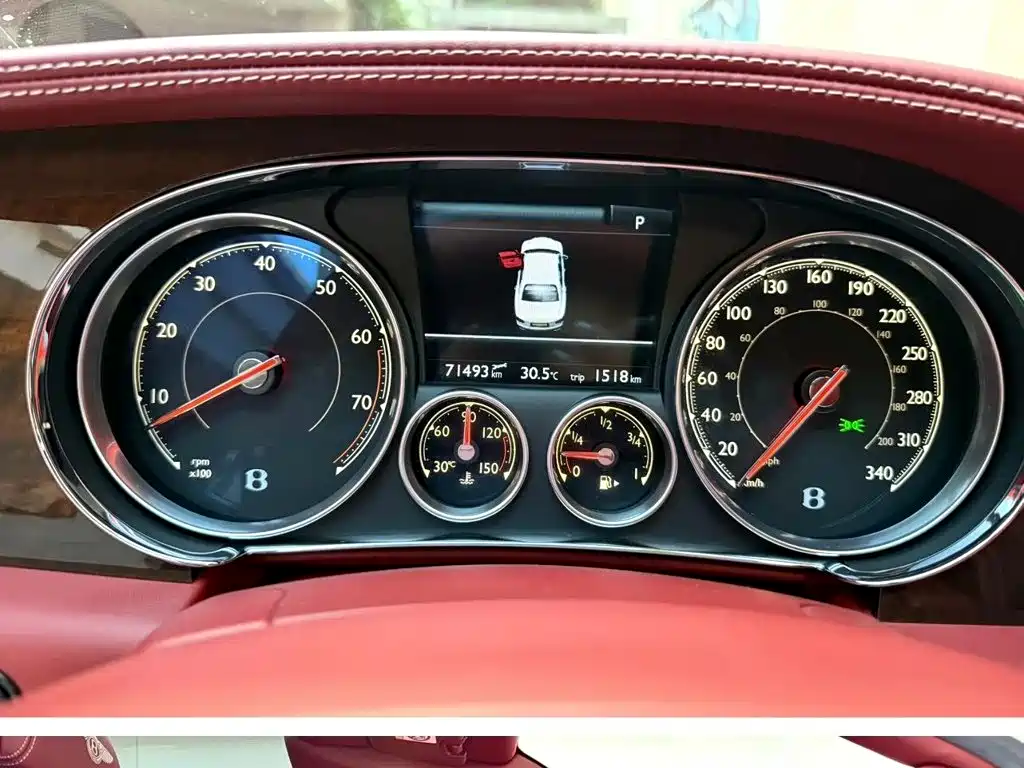 Bentley Flying Spur — миниатюра 9
