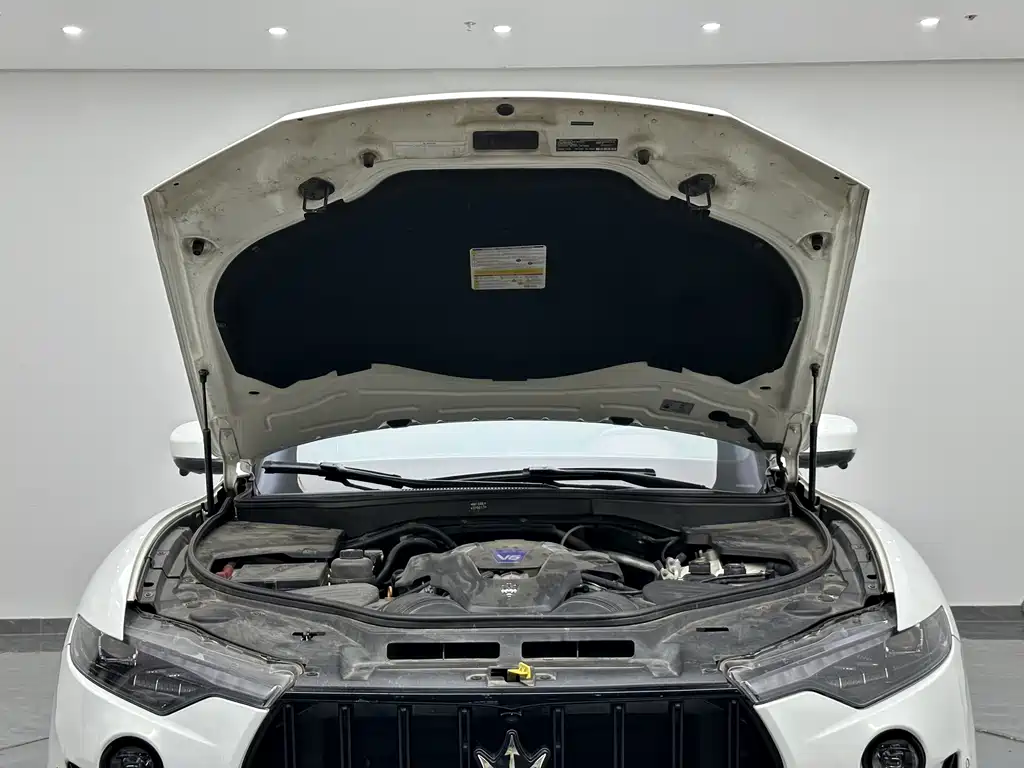 Maserati Levante — миниатюра 26