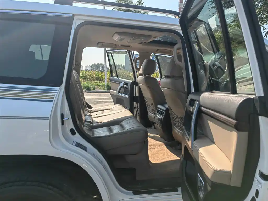 Toyota Land Cruiser — миниатюра 23