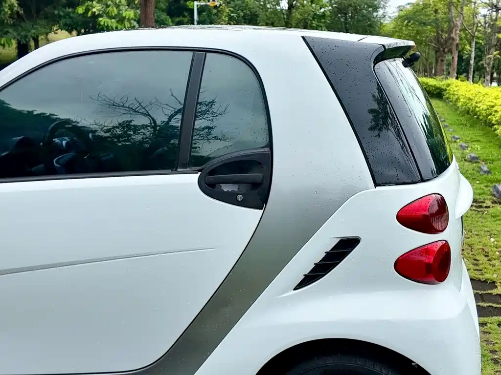 smart Smart Fortwo — миниатюра 28