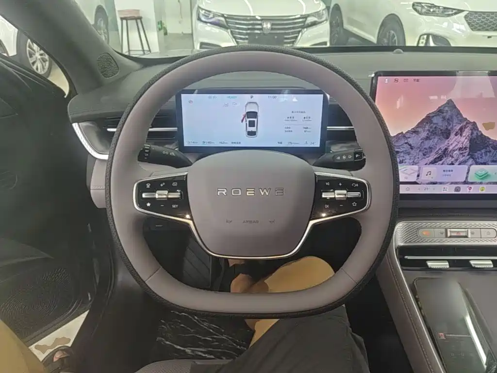 Roewe M7 DMH — миниатюра 11