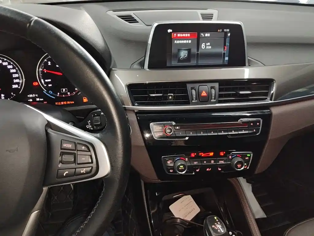 BMW X1 — миниатюра 13