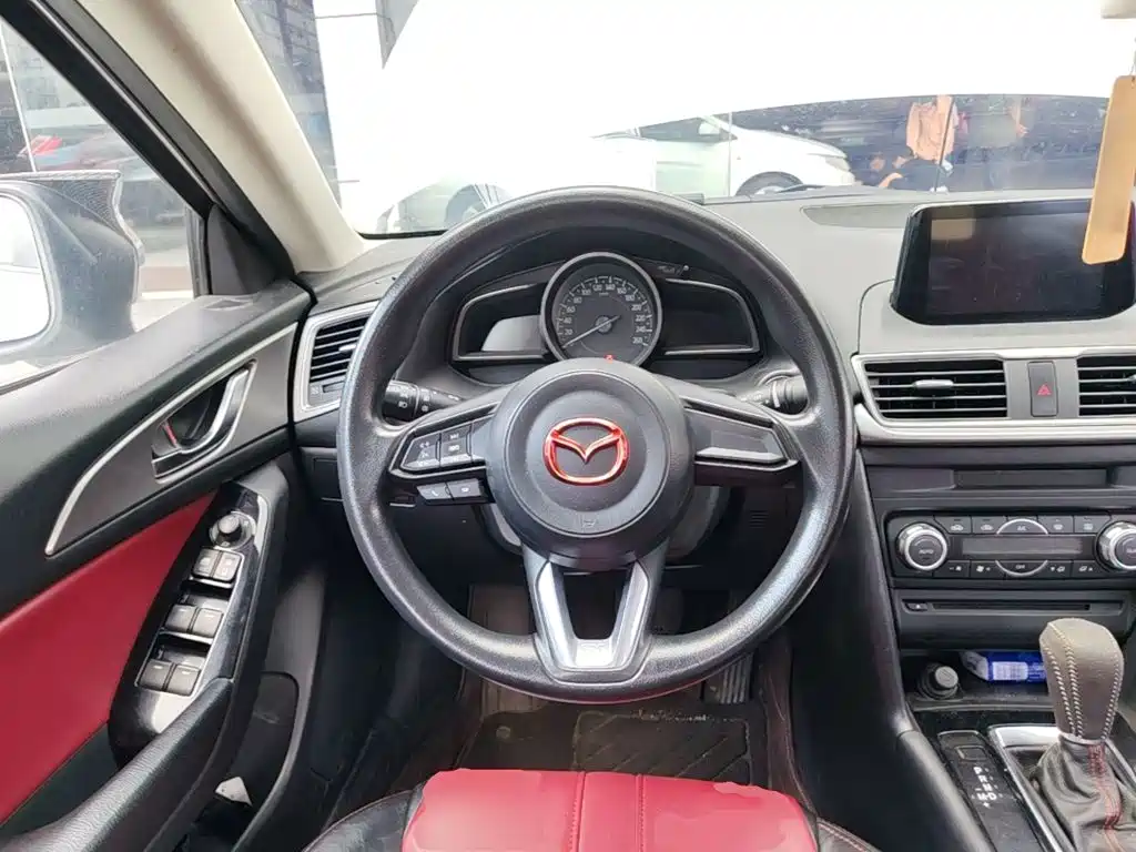 Mazda 3 Axela — миниатюра 15