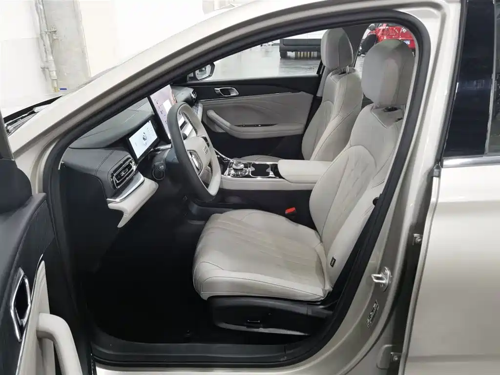 Geely Galaxy Galaxy 6 6 2026 125km +
