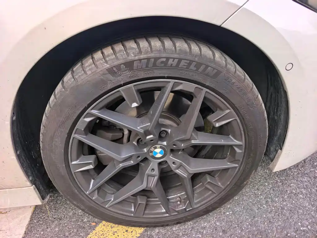 BMW 3 Series 3 2025 330Li M Sport