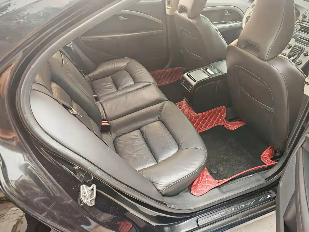 Volvo S80L — миниатюра 10