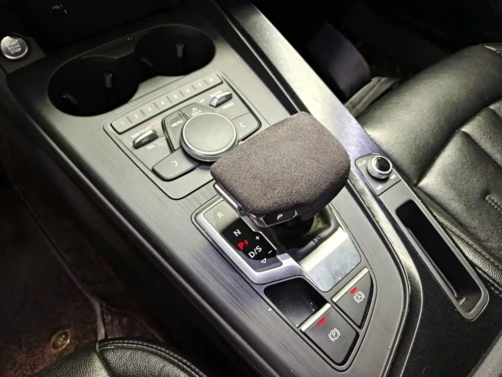 Audi A4L — миниатюра 14