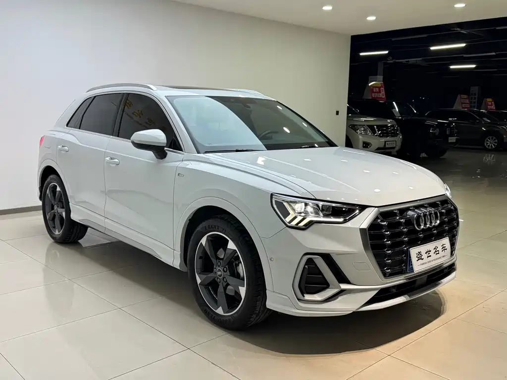 Audi Q3 — миниатюра 3