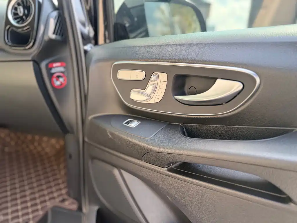 Mercedes-Benz Vito — миниатюра 27