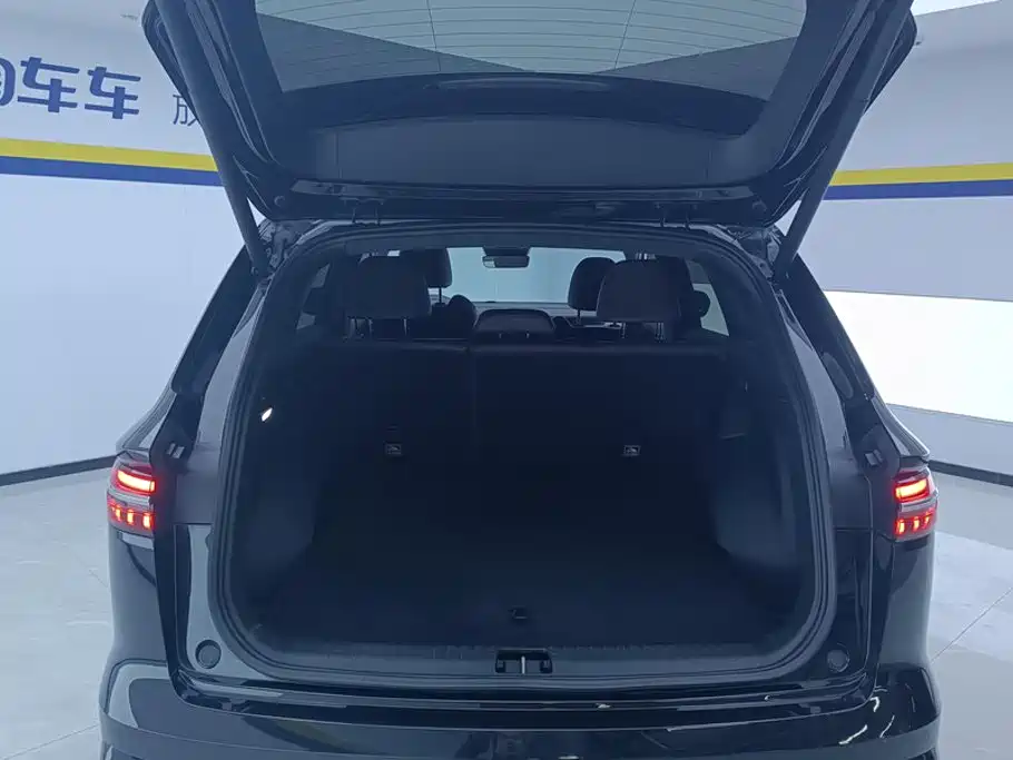 Geely Xingyue L — миниатюра 4