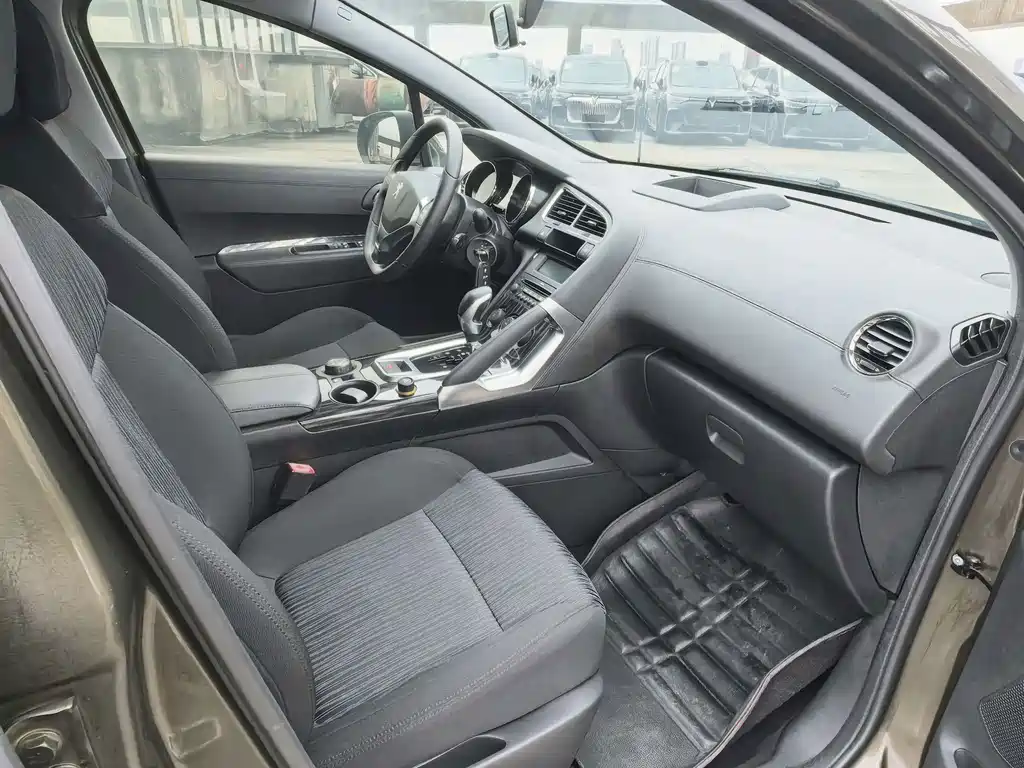 Peugeot 3008 — миниатюра 10
