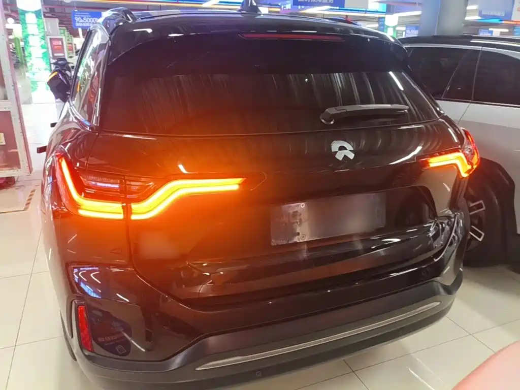 NIO ES6 — миниатюра 6