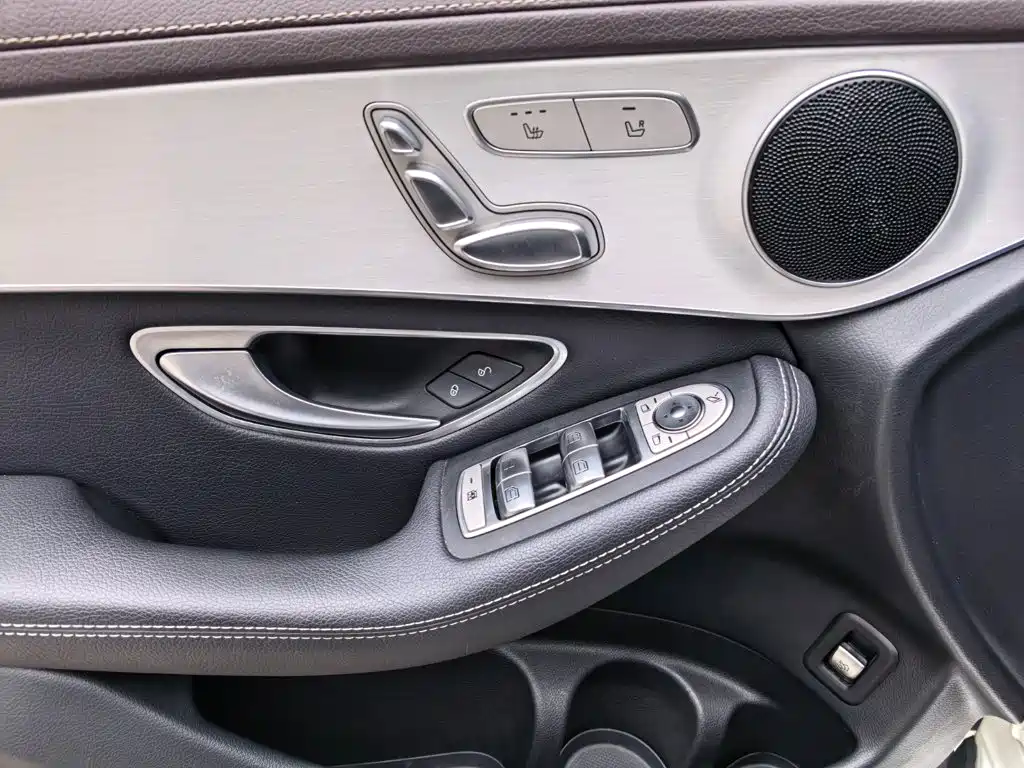 Mercedes-Benz GLC — миниатюра 7