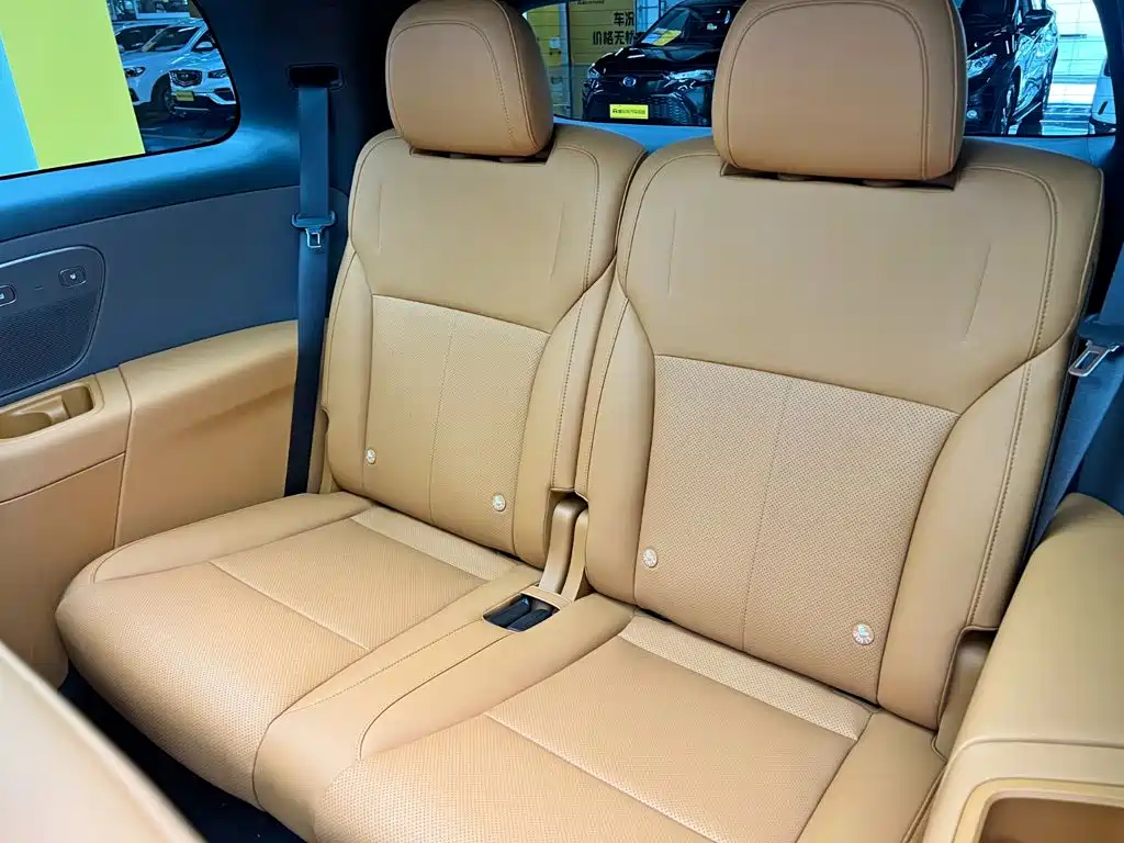 Li Auto Li i8 — миниатюра 16