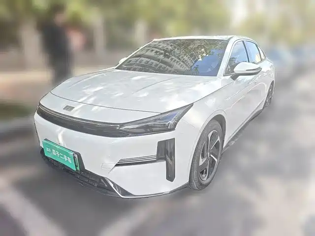 Geely Galaxy L6