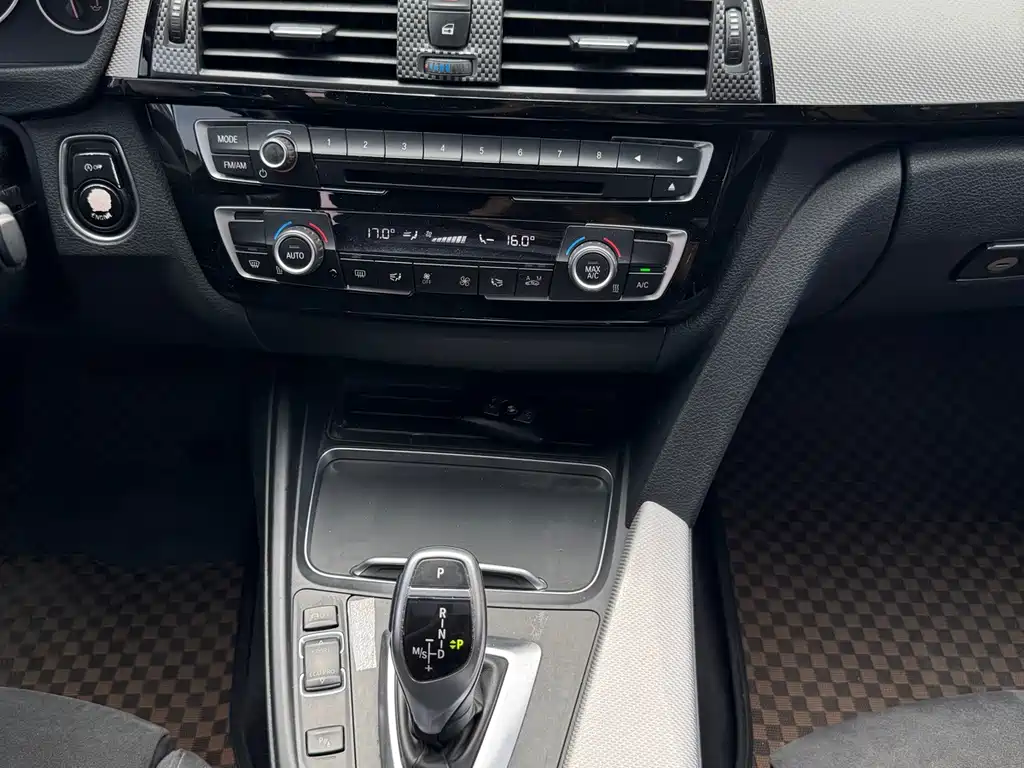 BMW 3 Series — миниатюра 12