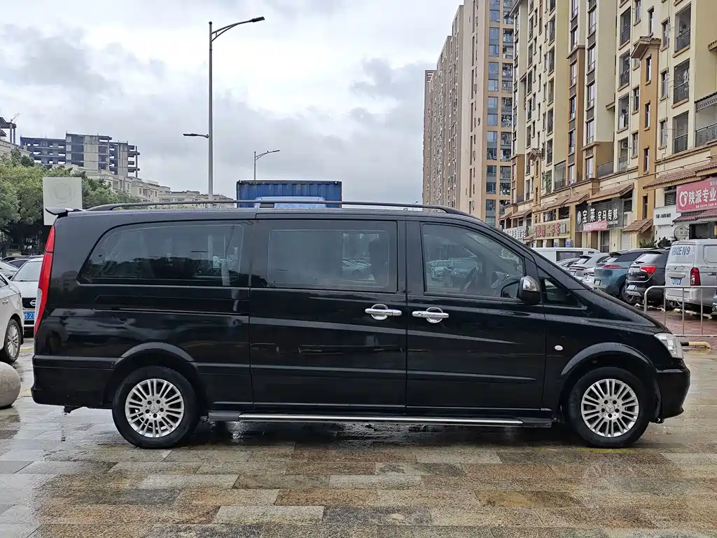 Mercedes-Benz Vito — миниатюра 4