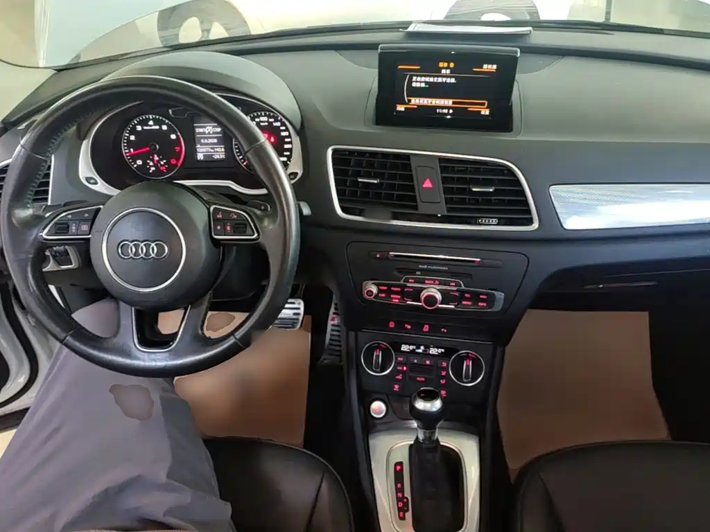 Audi Q3 — миниатюра 10