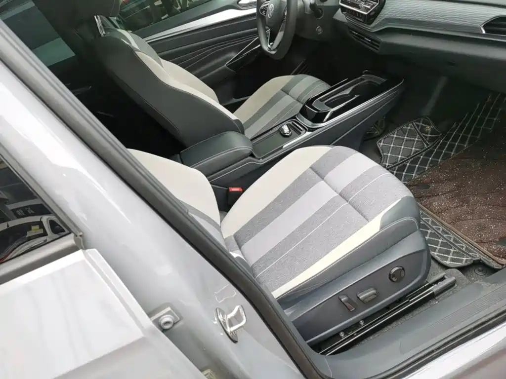 Volkswagen ID.4 Crozz — миниатюра 25