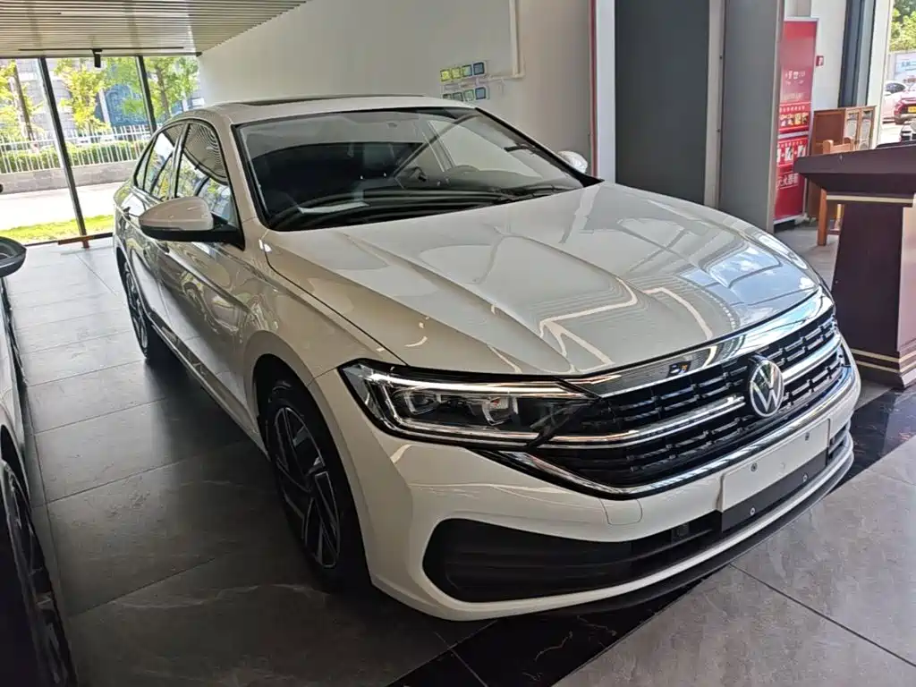 Volkswagen Sagitar — миниатюра 4