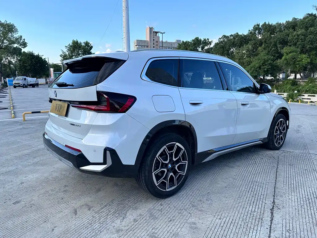 BMW X1 — миниатюра 9