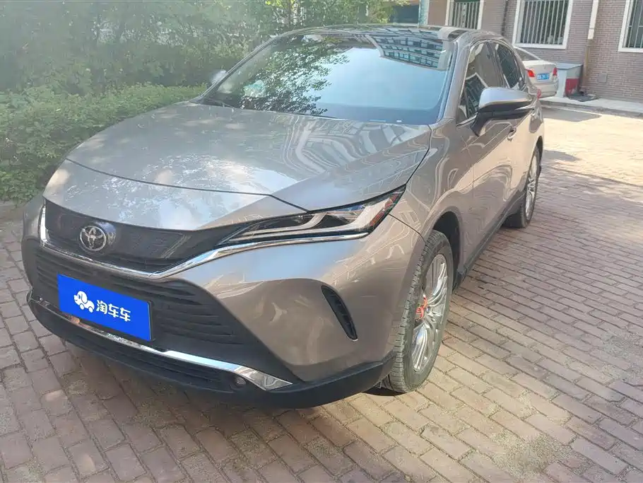 Toyota Harrier 2022
