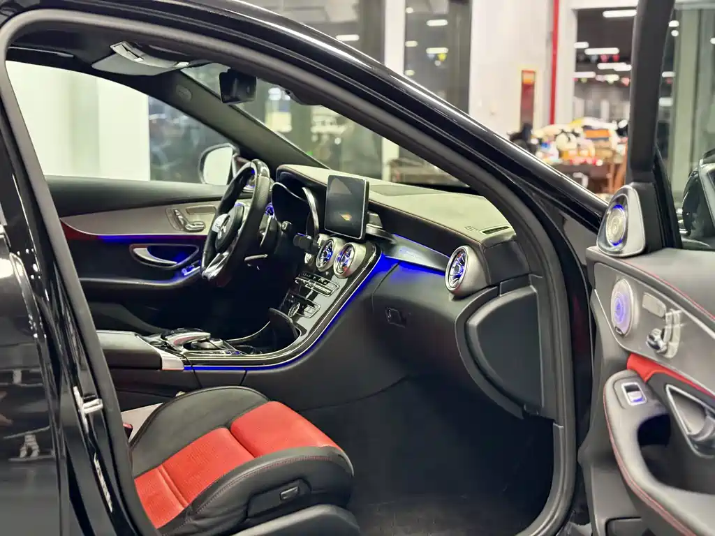 MERCEDES-BENZ C CLASS AMG